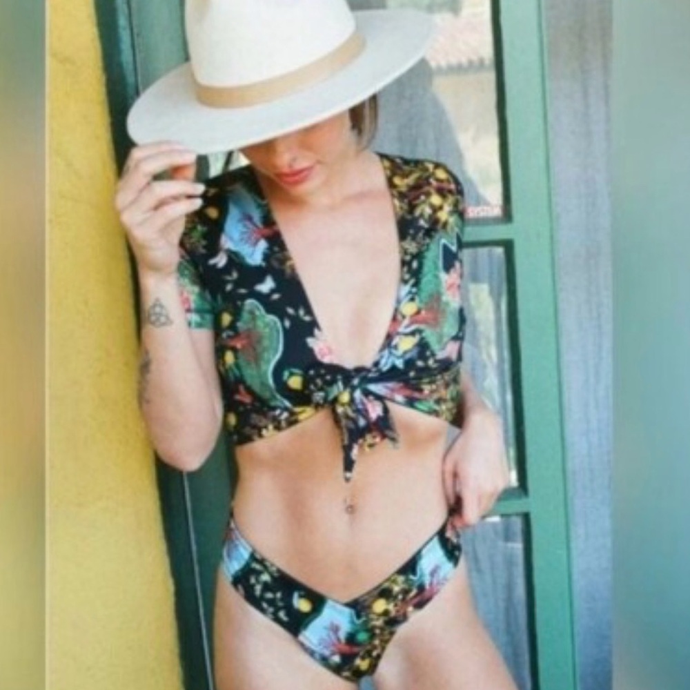 We Are Hah Reversible U Cheeky Thing Floral Bikini Swim Bottoms - NWOT